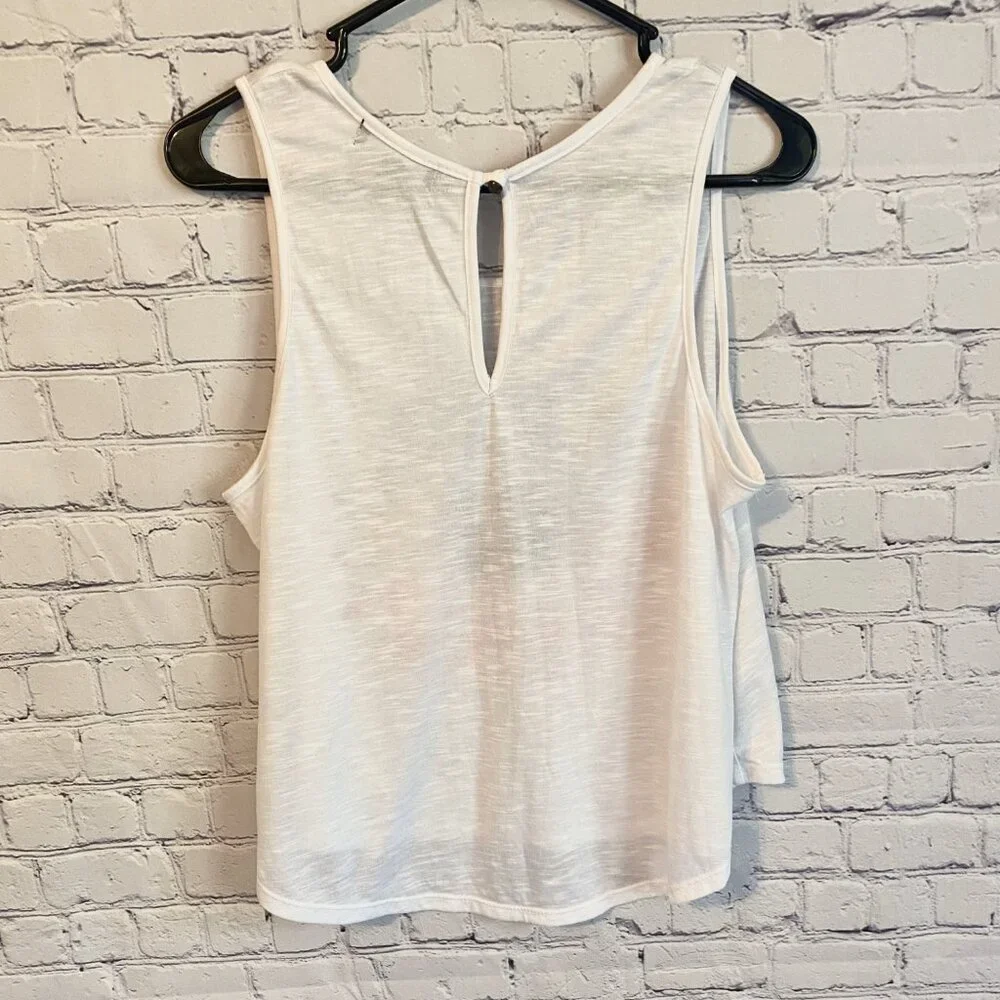 3/$15 4TH OF JULY CROP TOP - Picture 2 of 5